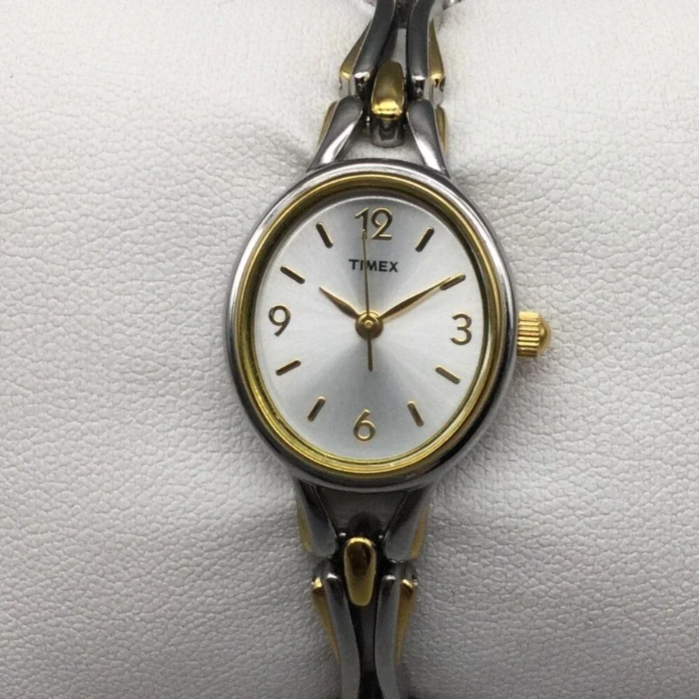 Timex Womens Dress Watch 19mm Silver Two Tone Bracelet New Battery 5.75